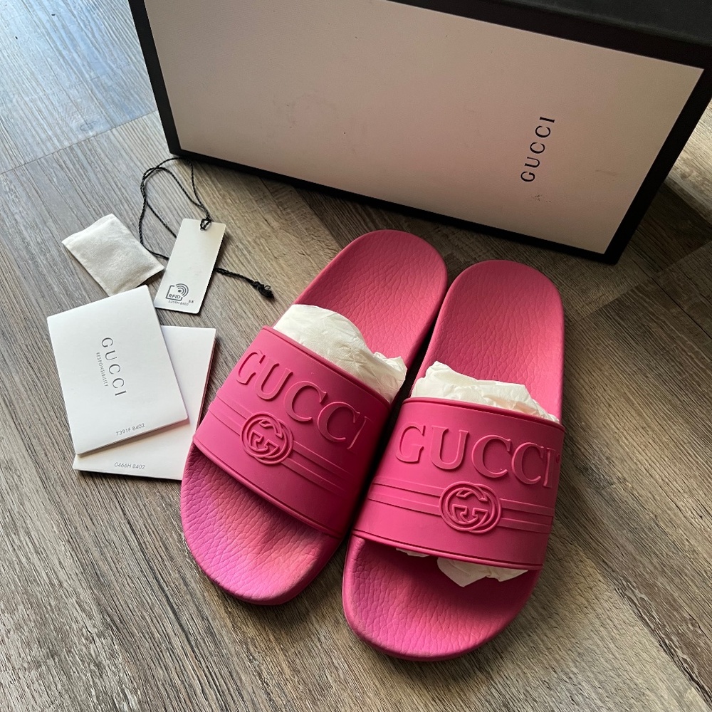 Gucci 7 slides